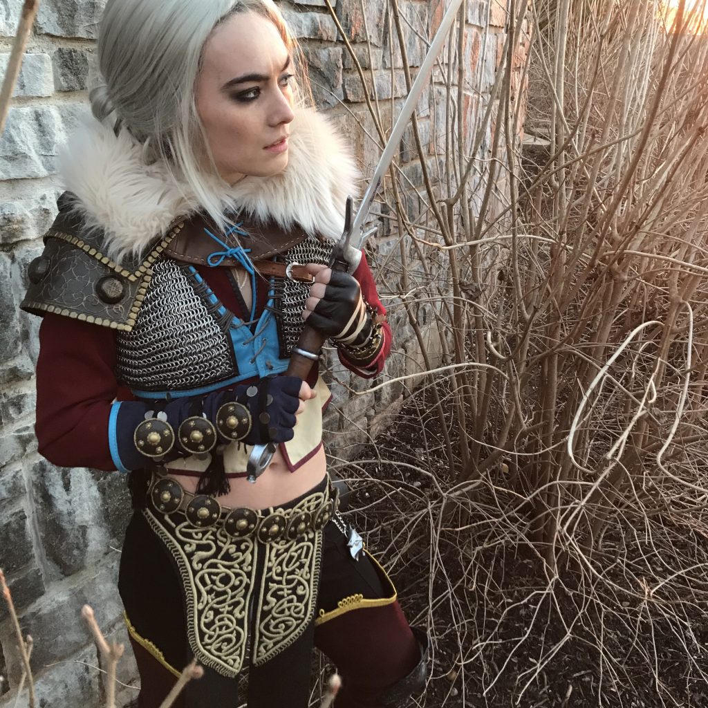 Ciri alternate DLC outfit from The Witcher 3 - Wild Hunt, cosplay made and worn by Gillian Conahan 