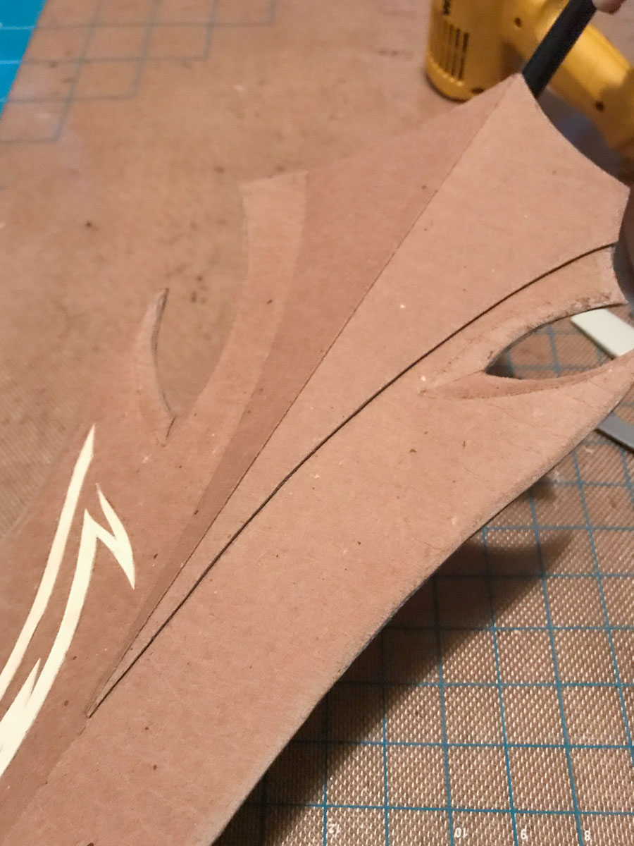 cardboard blade base with wedge detail attached to the base